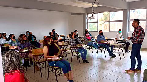 El plantel también cuenta con las especialidades en Mecatrónica, Puericultura, Biotecnología, y Asistencia en Dirección y Control de Pymes