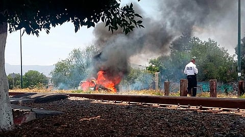 Sólo se reportan daños materiales