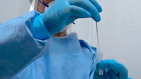La base de datos publicada por autoridades de salud indica que en el mismo tiempo se registró una defunción