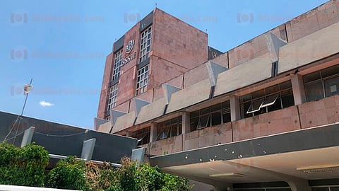 En el caso del ISSSTE “Don Vasco” ubicado por las inmediaciones de la salida a Salamanca se requerirían cerca de 150 millones de pesos para que sea un hospital general