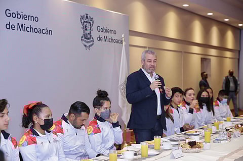 Los apoyos se dispersarán durante un año a los ganadores de medallas de oro, plata y bronce
