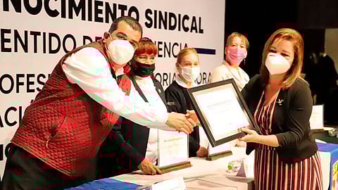 Reconocer la labor de los más de 17 mil trabajadores de la salud es prioridad para el Gobierno estatal, puntualizó el titular de la SSM, Elías Ibarra