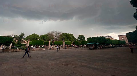 "Frank" se aleja, pero lluvias seguirán en Morelia