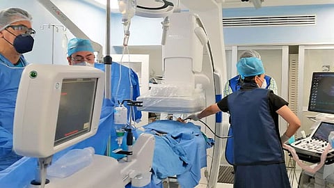 Especialistas del IMSS colocan MitraClip con éxito a paciente con afección cardiaca