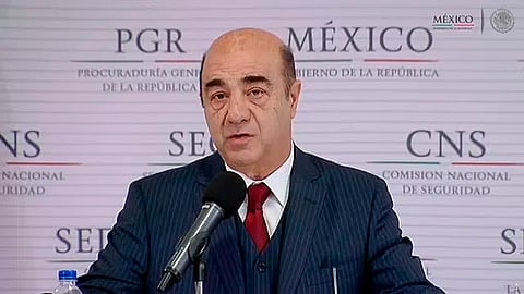 Detienen al exprocurador Jesús Murillo Karam