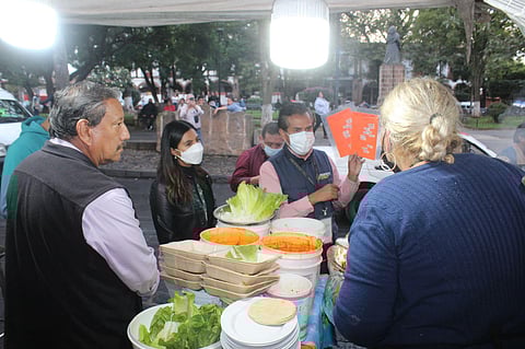 La autoridad local no puede establecer el precio que los oferentes venden sus productos