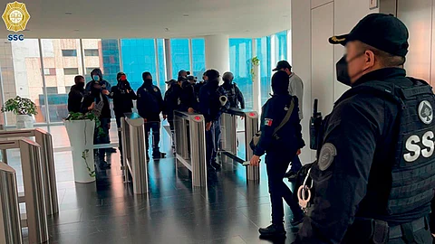 Los "montadeudas" presuntamente son coordinados por líderes orientales y colombianos