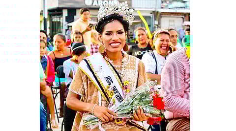 Las candidatas lucieron su belleza, además de sus tradiciones, danzas e identidad cultural