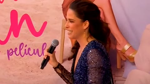 Ana Claudia Talancón llegó a alfombra roja con "copitas de más", aseguran