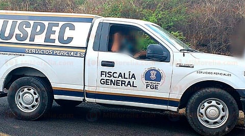 Hallan a mujer sin vida debajo de puente vehicular en carretera de Michoacán