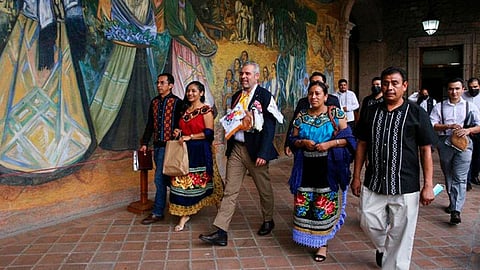 Respaldo a pueblos originarios, sello del Gobierno de Bedolla