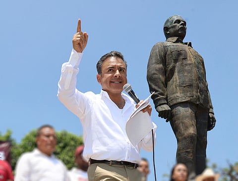 “Gasolina y electricidad más baratas que en EU y Europa”: Fidel Calderón