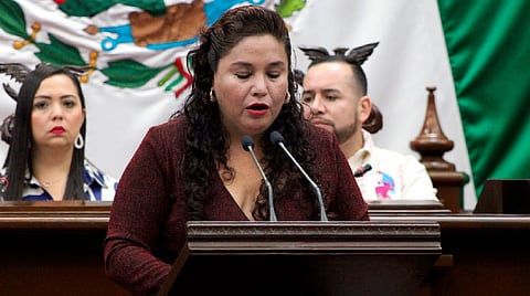 Trabajar por la no discriminación y sin machismo, llama Gabriela Cázares a diputados