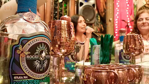 Con sabor a Michoacán, lanza Rocío Vega su marca de mezcal