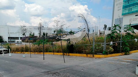 Se quejan de apartaderos en hospitales; "dan prioridad a vendedores y no a pacientes"