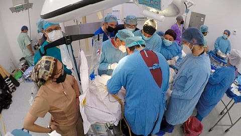 Para ser un donador voluntario de órganos y tejidos, cualquier persona que así lo desee puede consultar la página del Centro Nacional de Trasplantes