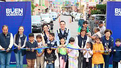 Carlos Soto entregó obra de drenaje sanitario en la colonia Ramírez