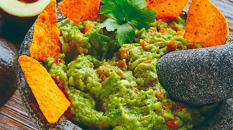 Buscarán en Michoacán Récord Guinness con guacamole más grande del mundo; Lupillo Rivera, el invitado