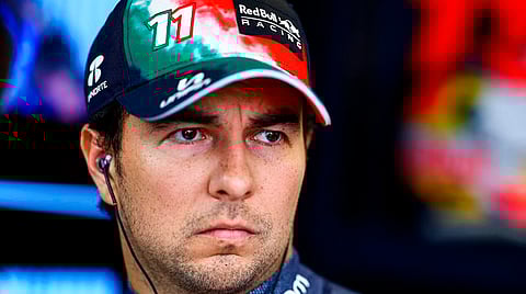 Checo Pérez se molesta con Verstappen; está en juego el subcampeonato de pilotos