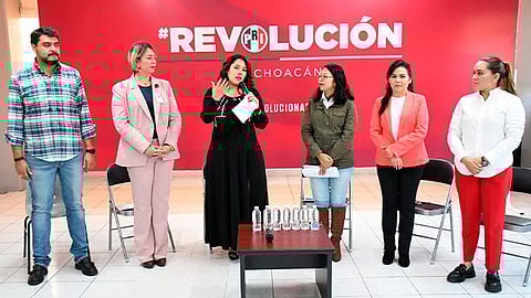 El curso contó con la participación de la coordinadora de Pueblos Indígenas, Lizbeth Diaz; los consejeros Marlene Mendoza y Abraham Salguero