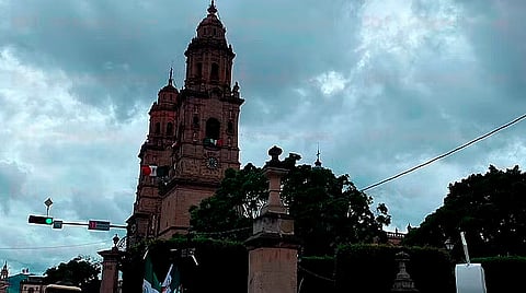Se mantendrá el cielo nublado este lunes en Morelia