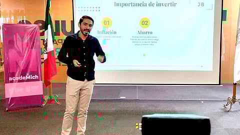 Jorge Barriga presentó la charla Cómo comenzar a ser un inversionista desde cero