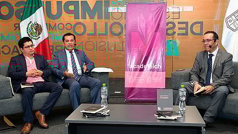 Capacita Sedeco sobre contratos básicos en las empresas