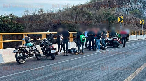 Se accidentan en moto, en el Ramal Camelinas de Morelia