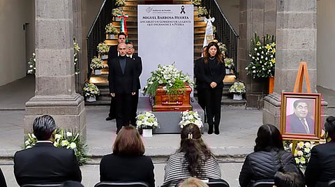 Dan último adiós a Miguel Barbosa, gobernador de Puebla