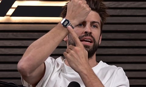 Piqué presume Casio y anuncia patrocinio; "son para toda la vida"
