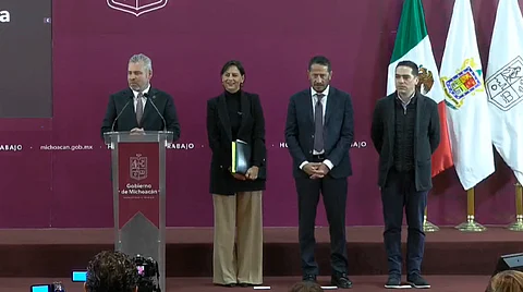 Inicia Bedolla el 2023 con cambios en gabinete; realiza relevo en la SCOP