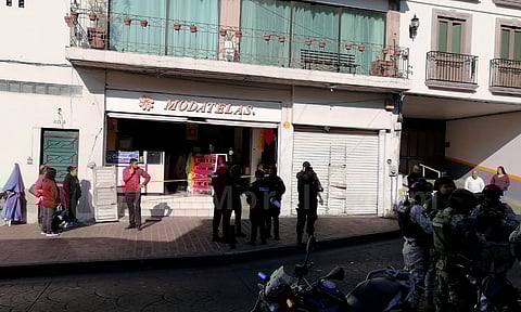 Sujeto llega a tienda de telas y dispara contra joven de 19 años, en Uruapan