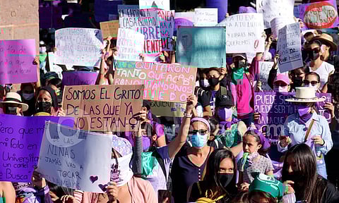 Marcha del 8M saldrá de CU en Morelia en protesta contra rectora, anuncian