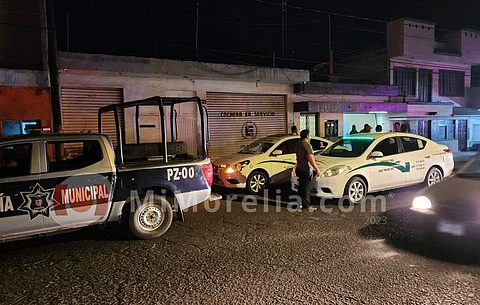 Atacan con bombas molotov base de taxis en Zamora