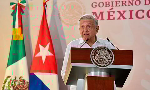 Sistema de salud pública se consolidará este año con apoyo de médicos de Cuba: AMLO