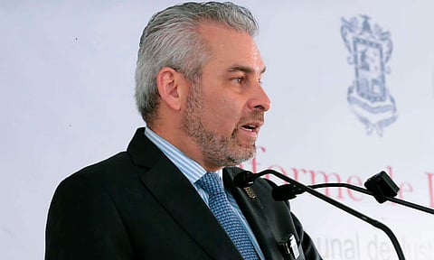 "Ya no son tiempos": Bedolla ante amago de Hipólito Mora de levantarse en armas