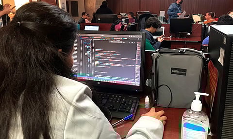 Reducir horas sin perder empleos: Coparmex llama al diálogo