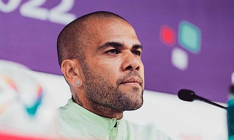 ¿Alves se hunde? Encuentran su ADN en ropa de la víctima