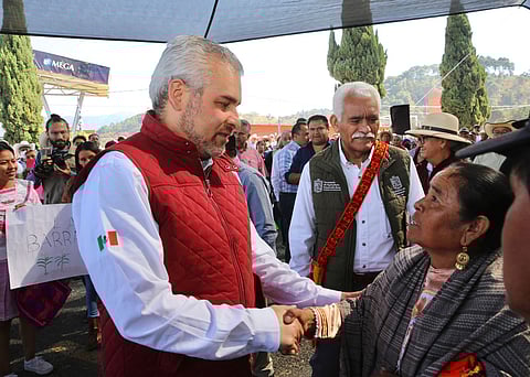 Beneficiados, casi 4 mil productores con entrega de fertilizantes en el oriente michoacano
