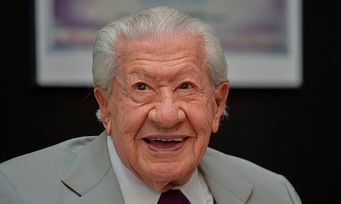 Ignacio López Tarso continúa delicado de salud; no puede hablar