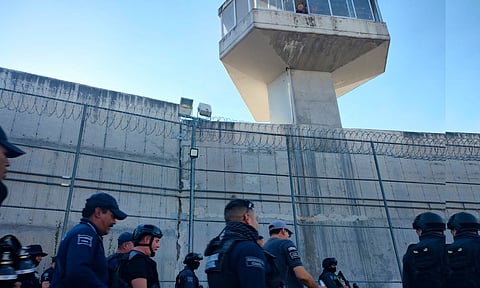 Bajo control, orden en el Cereso de Mil Cumbres tras riña en partido de fútbol