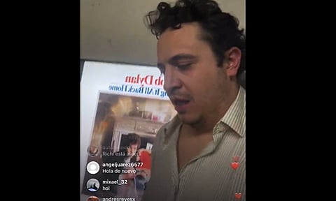 Estalla Ricardo O'Farrill contra standuperos; 2 “ponen droga”, acusa