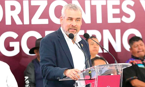 Estimó superar, al término de su sexenio, las 100 comunidades indígenas en autogobierno y administración de presupuesto directo