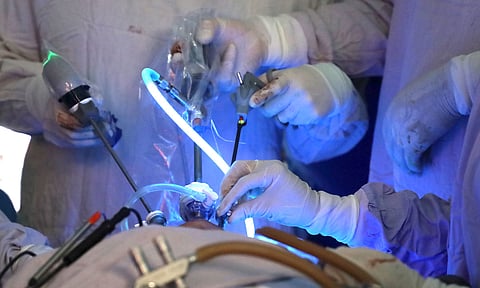 Implementa en Michoacán nueva cirugía para tratar cáncer de tiroides