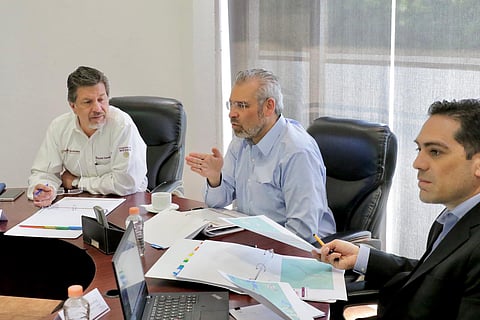 Autoriza federación más de 437 mdp para rehabilitar carreteras en Michoacán: Bedolla