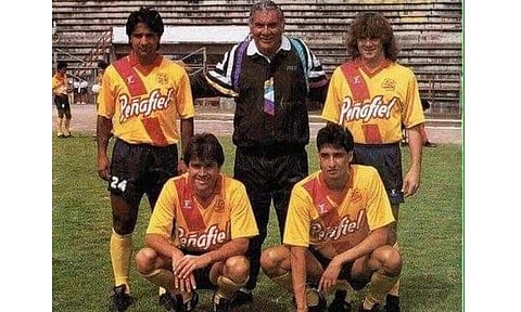 Muere Antonio "La Tota" Carbajal, exDT del Atlético Morelia