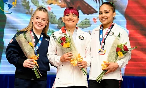 Alexa Moreno se cuelga el oro en gimnasia artística en Colombia