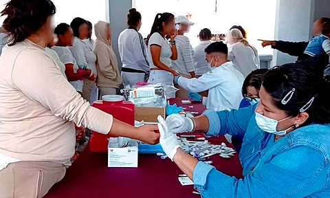 Aplica SSM pruebas de VIH y hepatitis C a mujeres del penal David Franco Rodríguez
