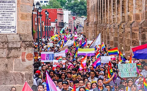 Morelia diversa; realizan marcha del Orgullo LGBTTTIQ+