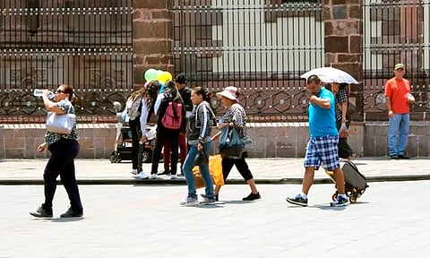 Calor extremo cobra vidas en Veracruz, SLP y Tabasco